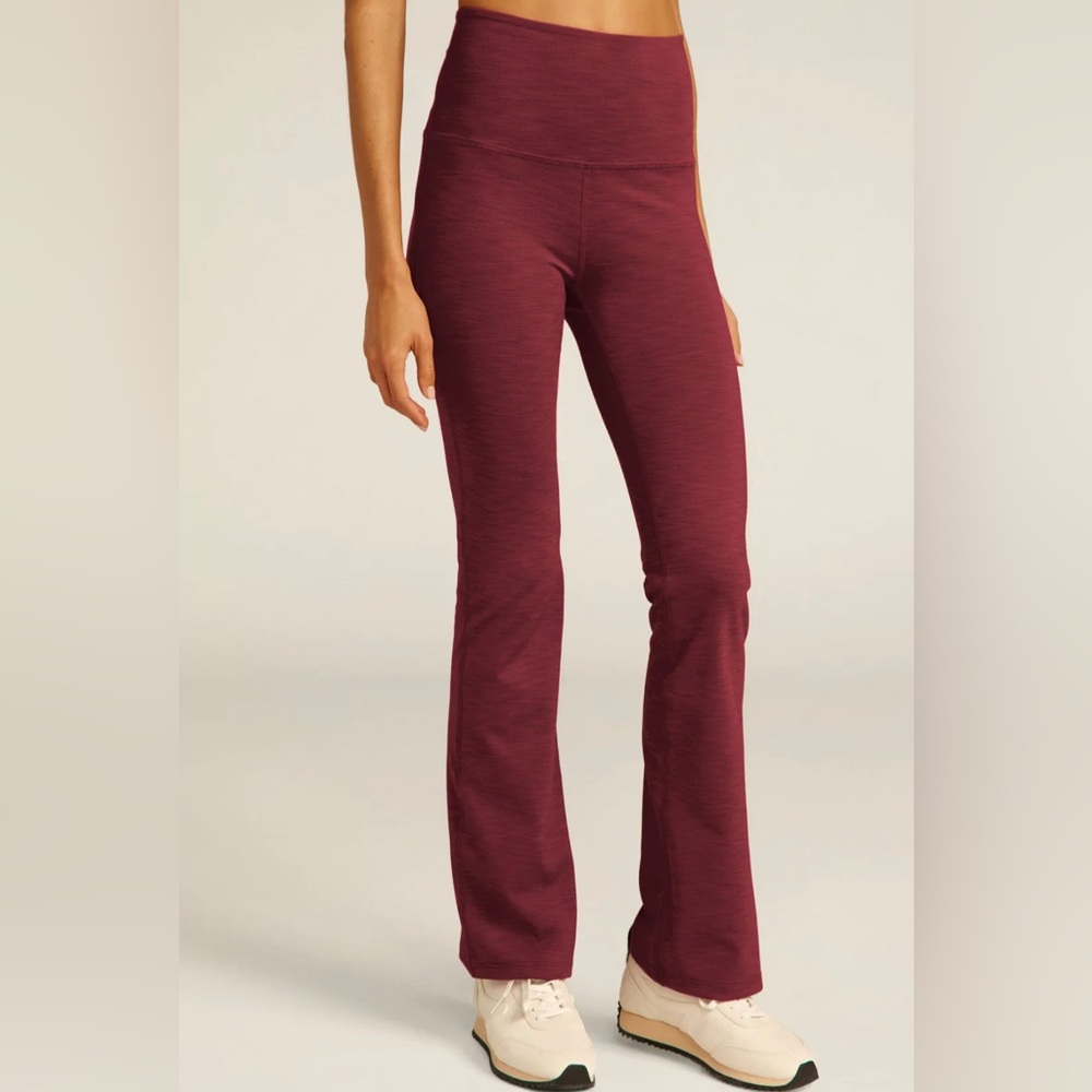 NWOT BEYOND YOGA HEATHER RIB HIGH WAISTED PRACTICE YOGA PANTS.